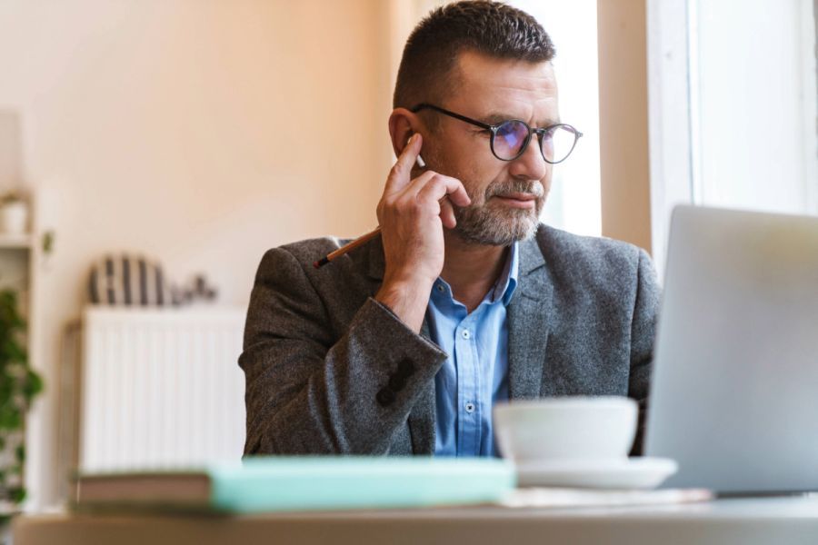 businessman-looking-at-computer